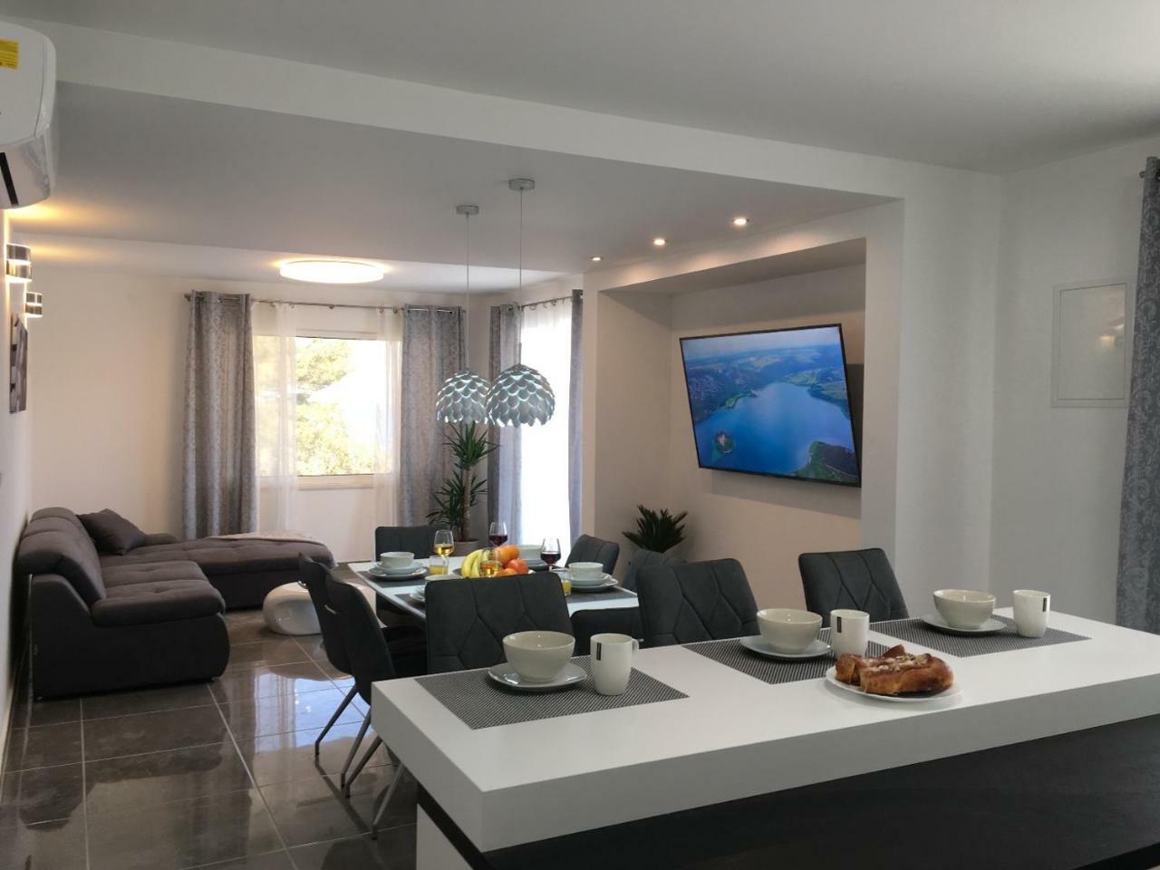 Holiday Hvar Lux Basina Ngoại thất bức ảnh